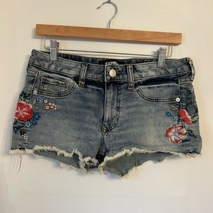 Express low rise relaxed shortie